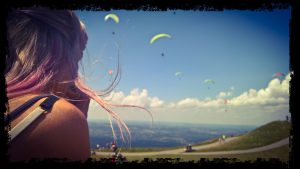 paragliders on the Le Puy volcanos