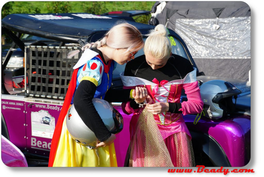 Welsh winf causes major prncess wardrobe fail for the actors in Snowdonia