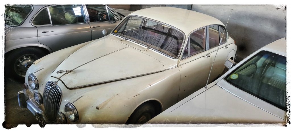 mk2 jag barn find rust free 2022