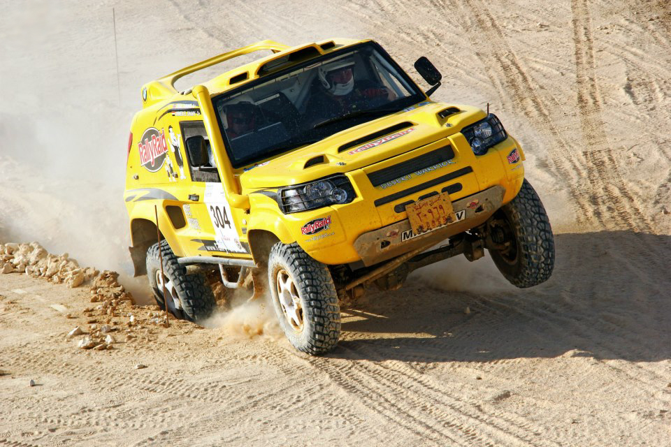 Desert Warrior : best Dakar rally cars : random images