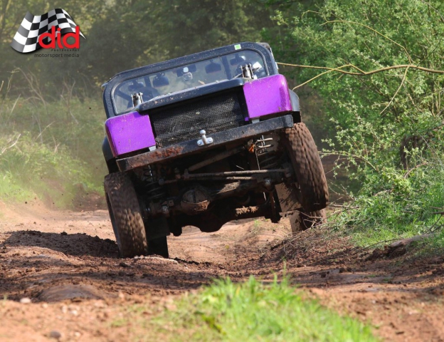 Chloe Jones - Baden Hall , Staffordshire and Shropshire Land Rover Club