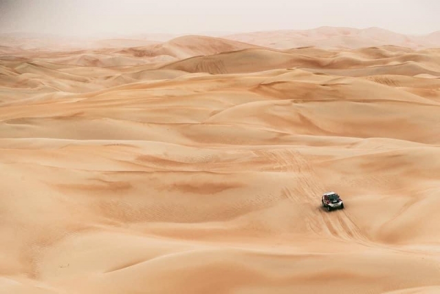 Chloe Jones - Abu Dhabi Desert Challenge